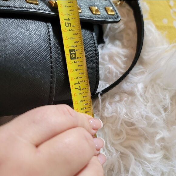 Michael Kors Tote - Picture 5 of 6